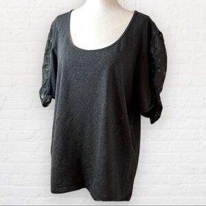 𝅺caren Sport gray short sleeve T-shirt lace embellished sleeves scoop neck SZ 3X